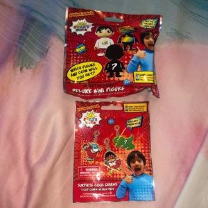 Ryan’s World secret Mystery mini figure & charm